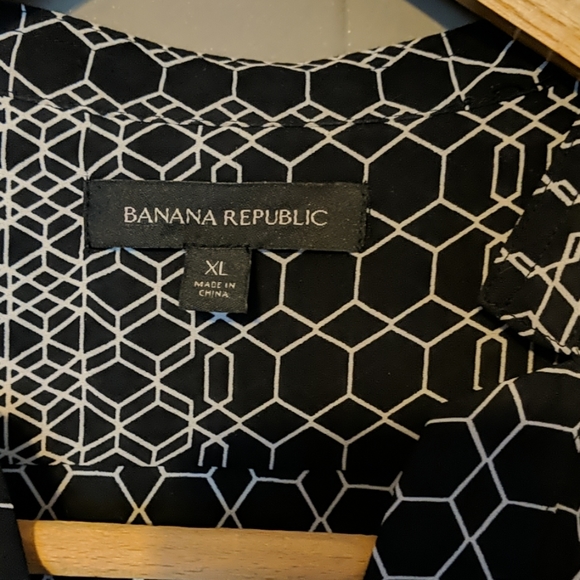 Banana Republic sheer long sleeve button down XL - Picture 3 of 5